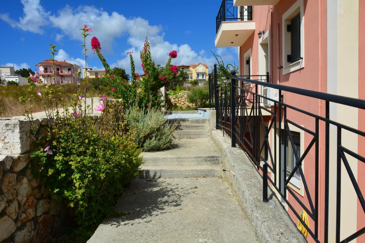 Lotus Sea View Apartments Lixouri Exterior foto